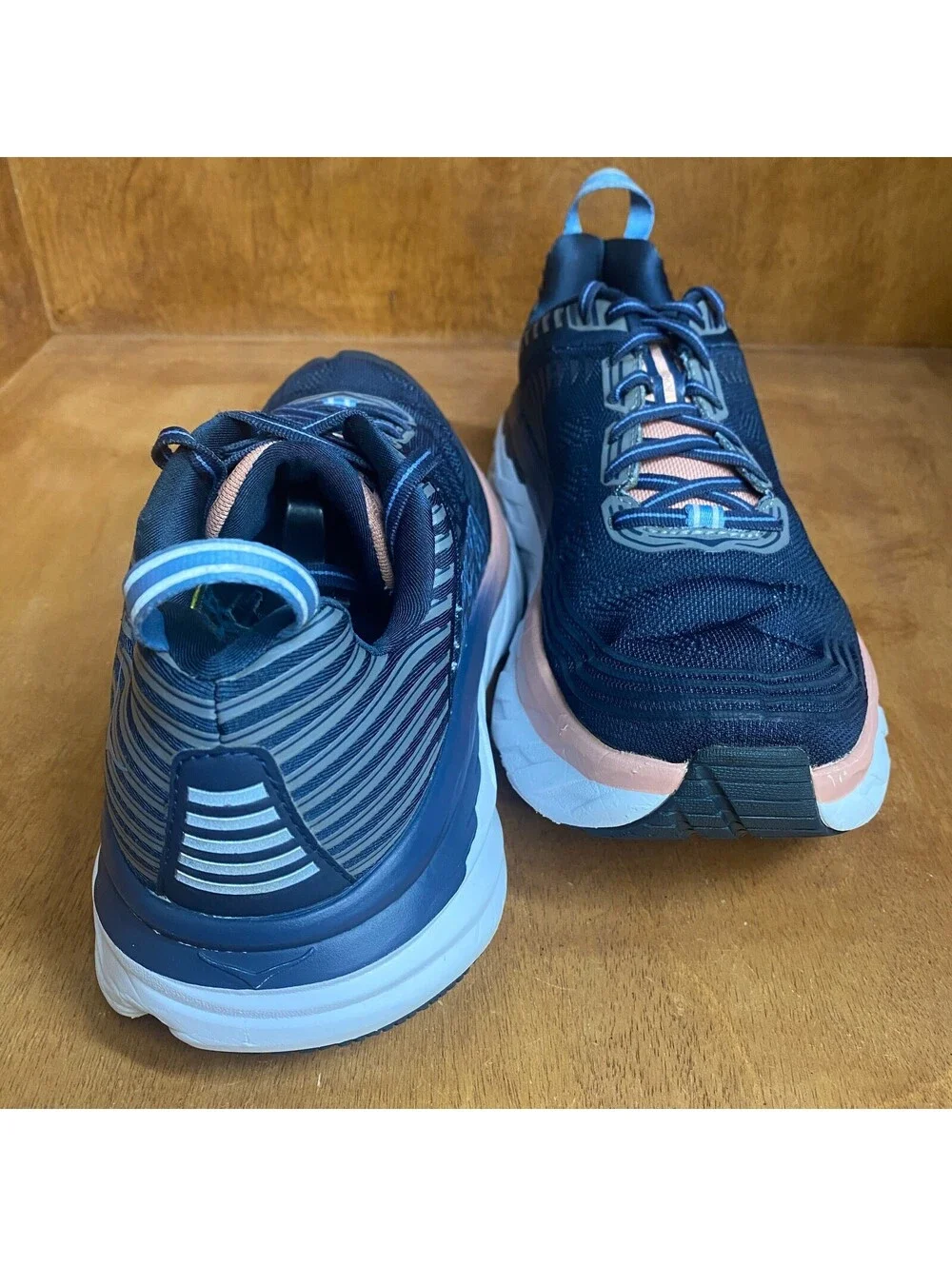 Hoka One One Bondi 6 Wide Running Shoes Womens Size 9.5 D Blue 1019272 MIDP